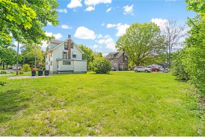 1396 Curtis Street, Akron, OH 44301 - Photo 25