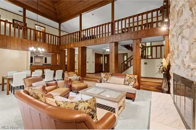 19312 Ivywood Trail, Strongsville, OH 44149 - Photo 9
