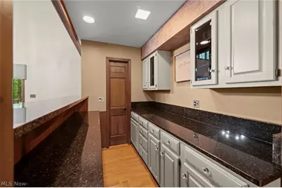 19312 Ivywood Trail, Strongsville, OH 44149 - Photo 13