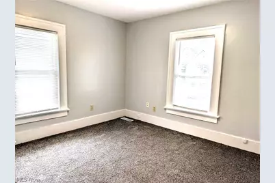 876 Avon Street, Akron, OH 44310 - Photo 15