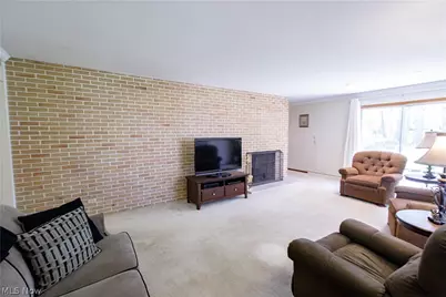 1009 Fair Oaks Avenue SW, North Canton, OH 44720 - Photo 15