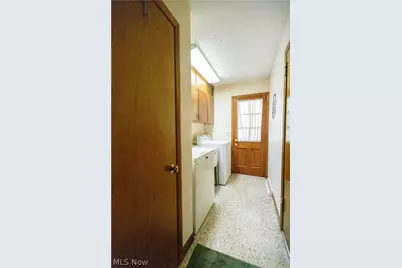 1009 Fair Oaks Avenue SW, North Canton, OH 44720 - Photo 39