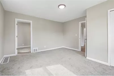 3535 Erin Avenue, Loveland, OH 44113 - Photo 9