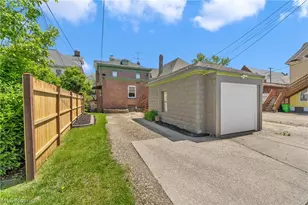 132 6th St NW, Barberton, OH 44203 - Photo 39