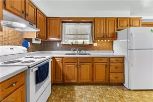 107 Laurel Dr, Weirton, WV 26062 - Photo 7