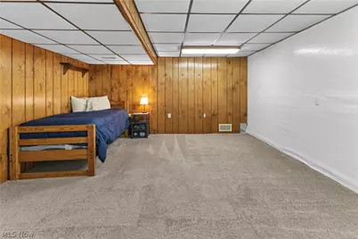 107 Laurel Drive, Weirton, WV 26062 - Photo 21