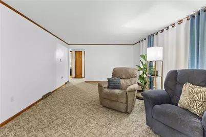 107 Laurel Drive, Weirton, WV 26062 - Photo 11