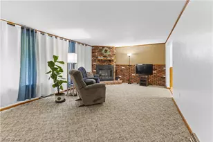 107 Laurel Dr, Weirton, WV 26062 - Photo 9