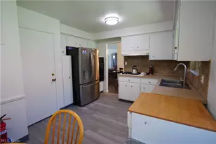 5931 Mayberry Ave, Mayfield Heights, OH 44124 - Photo 19