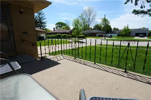 5931 Mayberry Ave, Mayfield Heights, OH 44124 - Photo 37