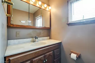 37518 Arlington Drive, Willoughby, OH 44094 - Photo 27