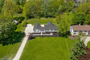 2560 Snowberry Ln, Pepper Pike, OH 44124 - Photo 5