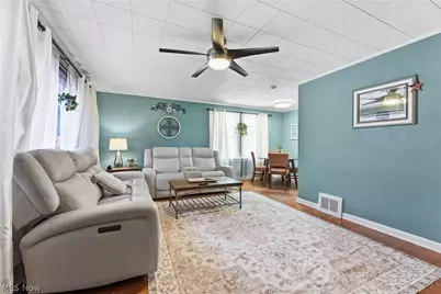 1109 Ellwood Avenue SW, Canton, OH 44710 - Photo 5