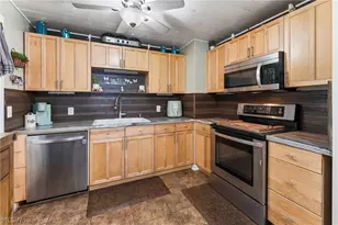 1109 Ellwood Ave SW, Canton, OH 44710 - Photo 9