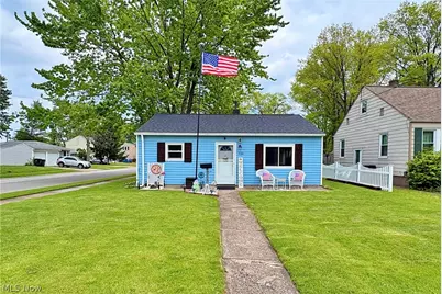 700 Clark Street, Elyria, OH 44035 - Photo 1