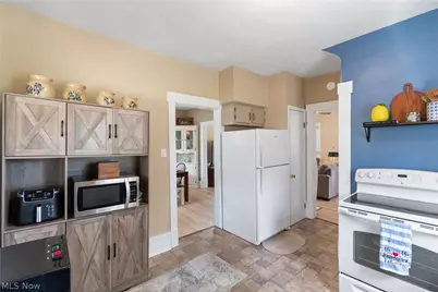 217 Bachtel Street SE, North Canton, OH 44720 - Photo 13