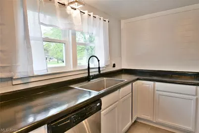 3110 Williams Street NW, Warren, OH 44481 - Photo 15
