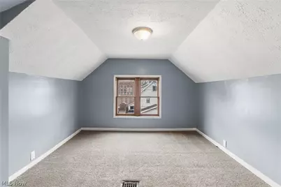 594 Columbia Avenue, Akron, OH 44310 - Photo 25