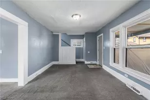 594 Columbia Ave, Akron, OH 44310 - Photo 7