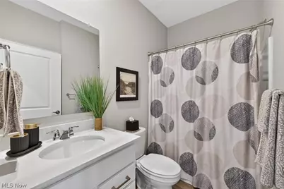7802 Hunting Lake Drive, Painesville, OH 44077 - Photo 19