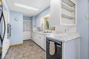 910 Marquardt Ave NW, North Canton, OH 44720 - Photo 11