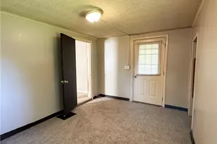 583 E 1st St, Uhrichsville, OH 44683 - Photo 13