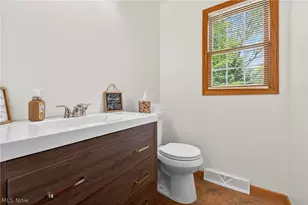 1741 Wales Rd NE, Massillon, OH 44646 - Photo 17