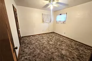 2411 Fairfax St, Parkersburg, WV 26101 - Photo 9