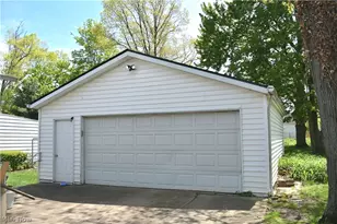 4510 Telhurst Rd, South Euclid, OH 44121 - Photo 37