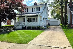 4510 Telhurst Rd, South Euclid, OH 44121 - Photo 3