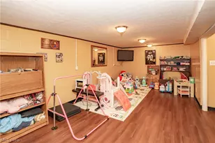 1761 Shaw Ave, Akron, OH 44305 - Photo 21