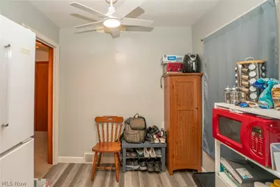 1761 Shaw Avenue, Akron, OH 44305 - Photo 9