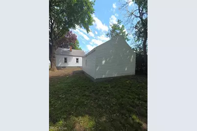 725 Pasadena Avenue, Youngstown, OH 44502 - Photo 9