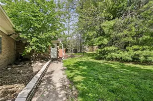 13760 Albion Rd, Strongsville, OH 44136 - Photo 11
