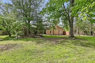 13760 Albion Rd, Strongsville, OH 44136 - Photo 7