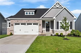 6877 Harrington Ct, Canton, OH 44721 - Photo 3