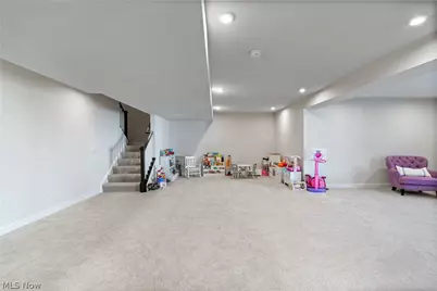 6877 Harrington Court, Canton, OH 44721 - Photo 27
