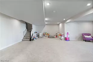 6877 Harrington Ct, Canton, OH 44721 - Photo 27