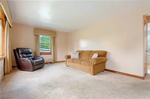 814 Lakeview Ave NW, Canton, OH 44708 - Photo 5
