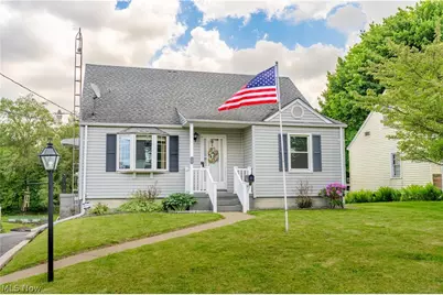 814 Lakeview Avenue NW, Canton, OH 44708 - Photo 1