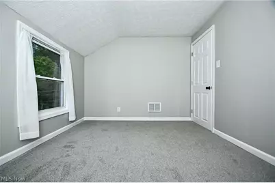 542 Montgomery Street, Akron, OH 44305 - Photo 17