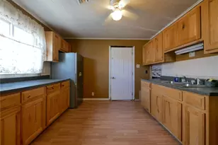 111 Pine Ln, Barnesville, OH 43713 - Photo 3