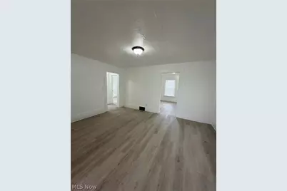 767 E 105th Street, Loveland, OH 44108 - Photo 15