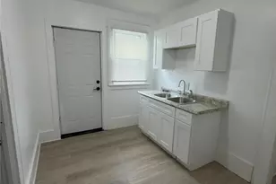 767 E 105th St, Loveland, OH 44108 - Photo 9
