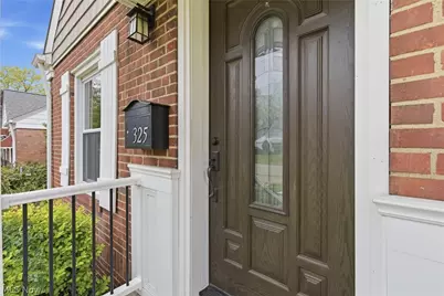 325 E 326th Street, Willowick, OH 44095 - Photo 3