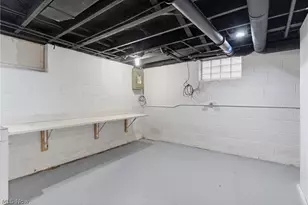 325 E 326th St, Willowick, OH 44095 - Photo 27