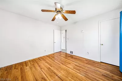 30424 Fern Drive, Willowick, OH 44095 - Photo 13