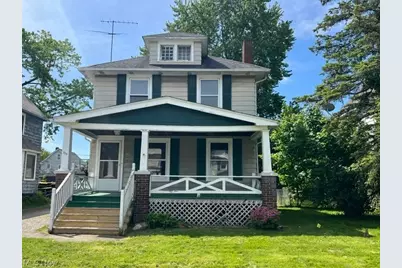335 Oxford Avenue, Elyria, OH 44035 - Photo 1