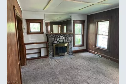 335 Oxford Avenue, Elyria, OH 44035 - Photo 5