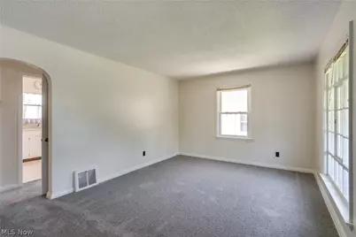 1701 Brown Street, Akron, OH 44301 - Photo 7